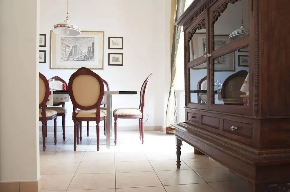 Evaluna Apartments