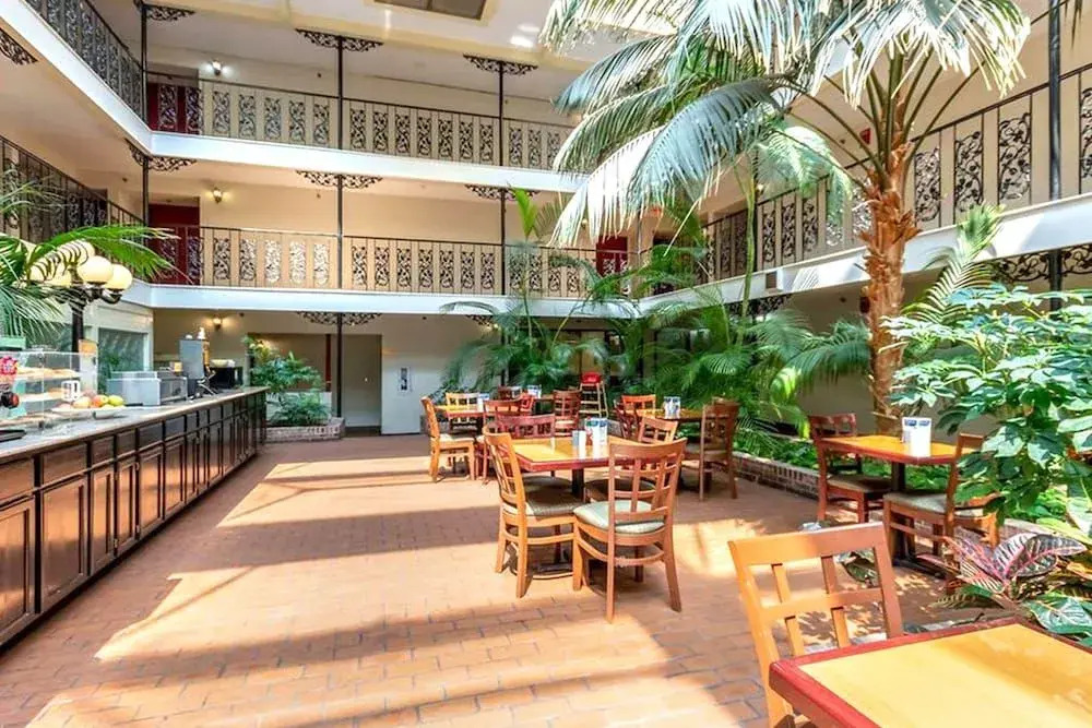 Coratel Suites