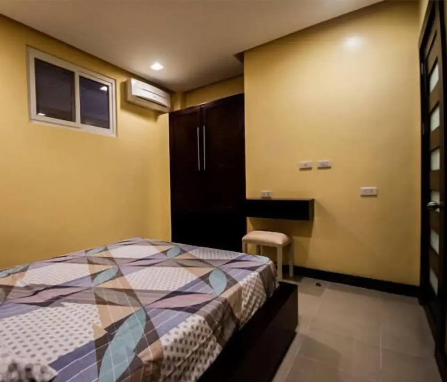 Santoni's Place