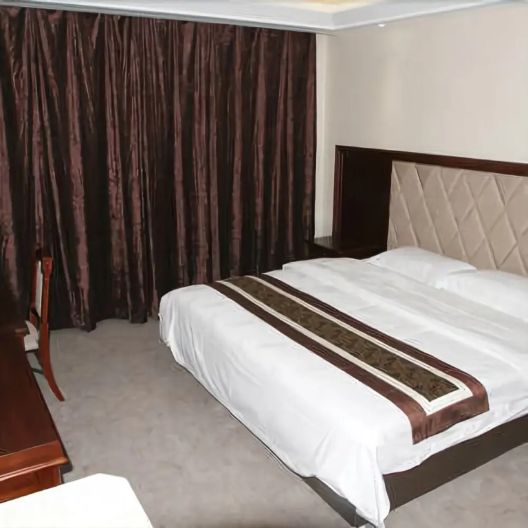 Wudalianchi Jiahao Business Hotel