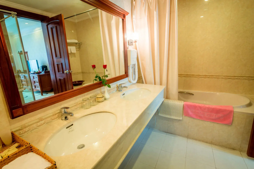 Sai Gon Kim Lien Hotel Vinh City