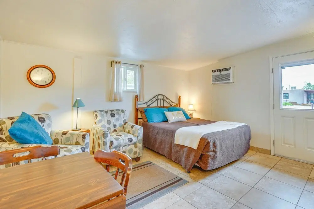 Budget-friendly Tucson Studio: 2 Mi to University!