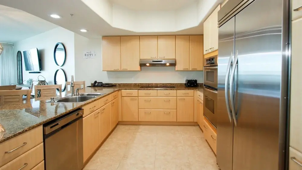 Breathtaking Bay Views. - Unit Crb0606
