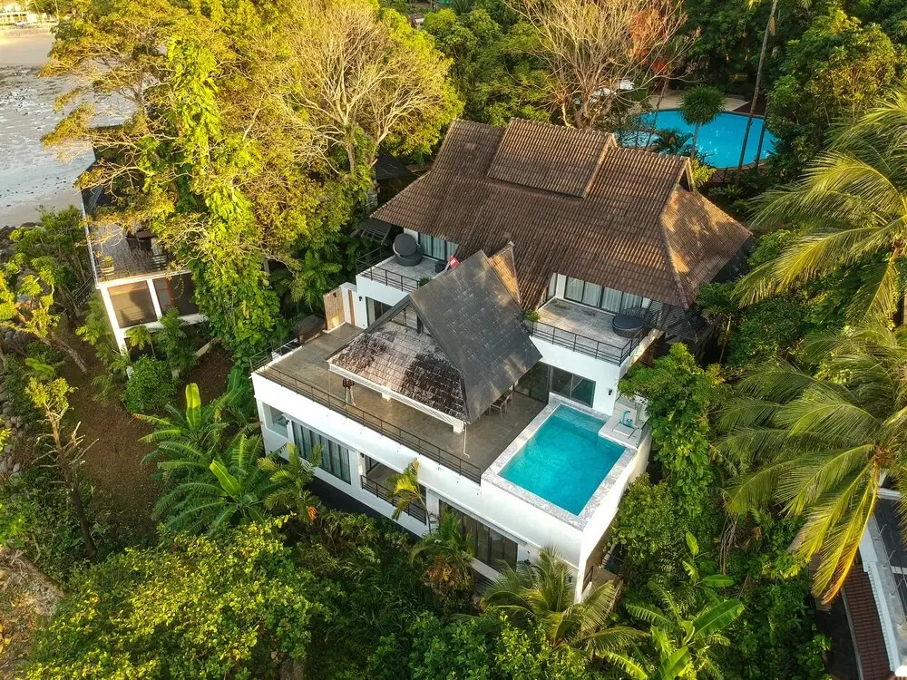 Farrah Oceanfront Villa