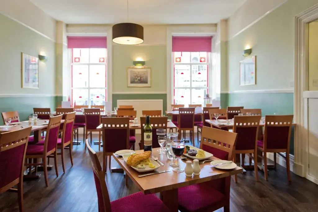 Station Hotel