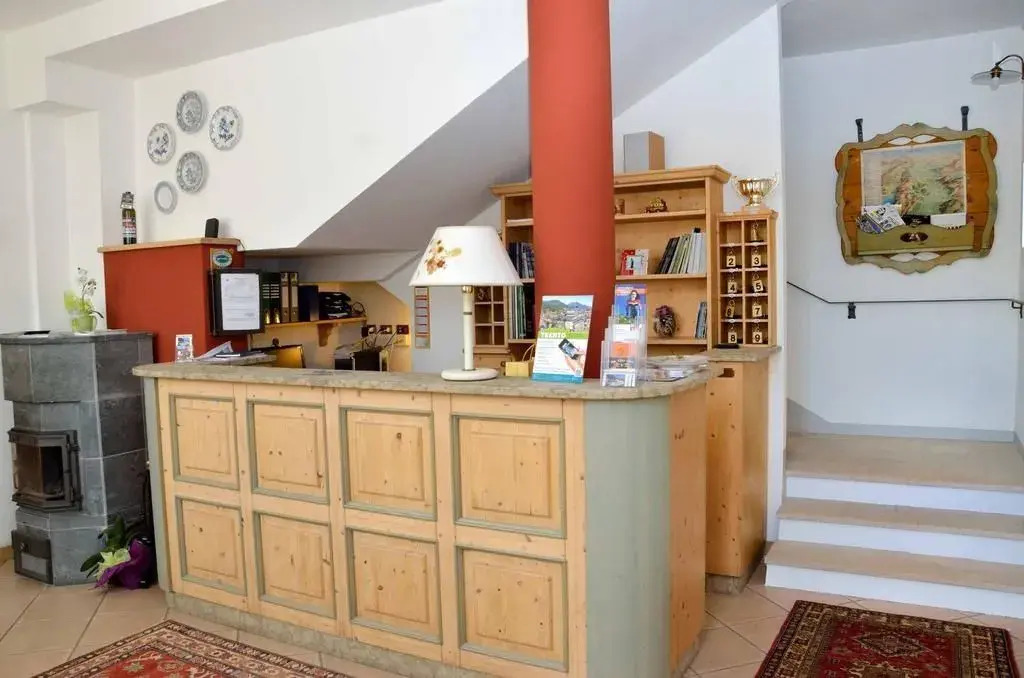 Hotel al Dòs - Breakfast & Private SPA