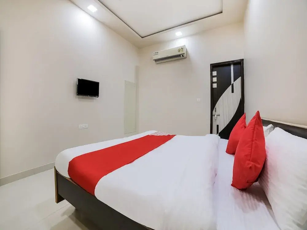 Oyo 37963 K R Guest House