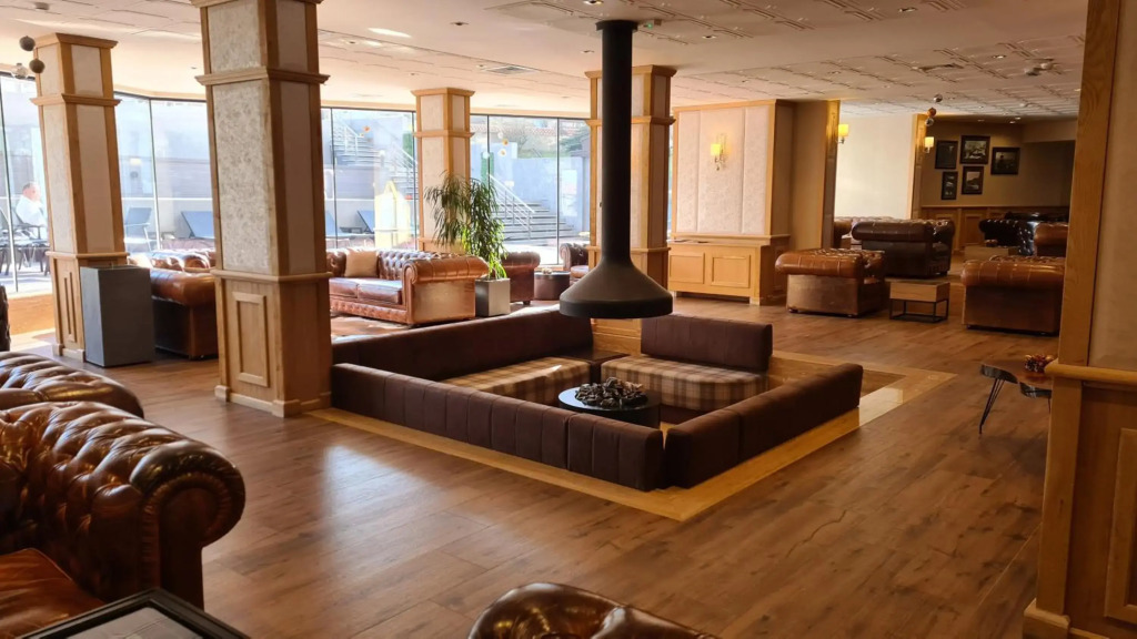 Apartmanica Double room apartment with balcony, best mountain 4* SPA Resort, Bansko