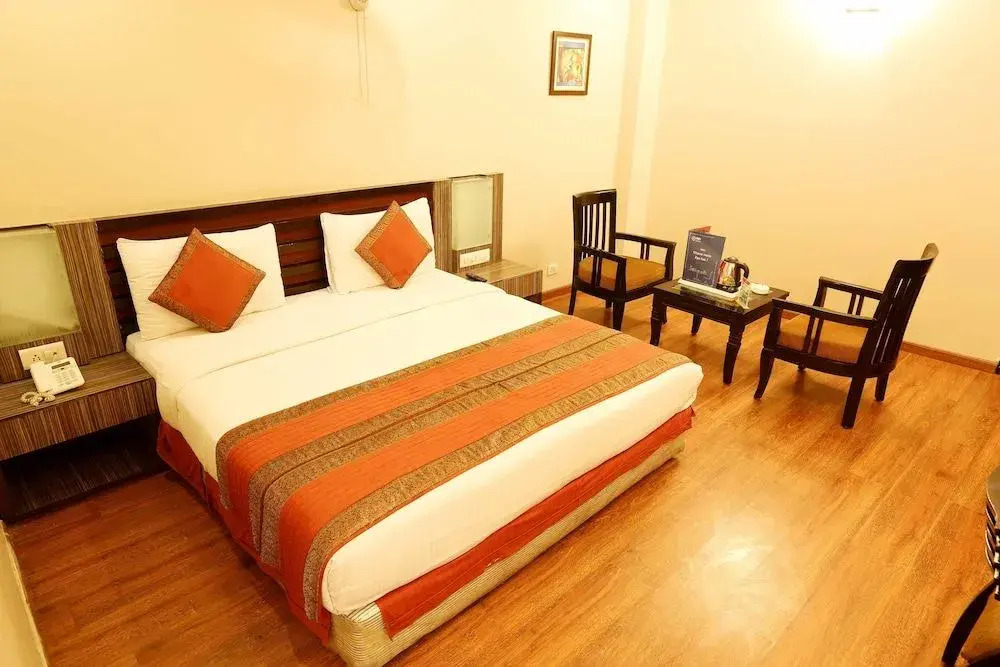 OYO 411 Hotel Relaxinn