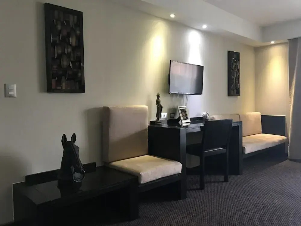 Savoy Hotel Boutique