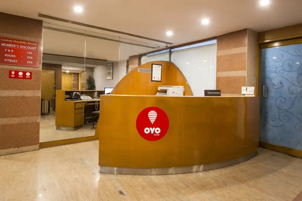 OYO 9303 Celebrity Skyhy Rooms