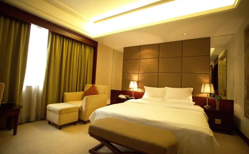 Harbour Metropolis Hotel