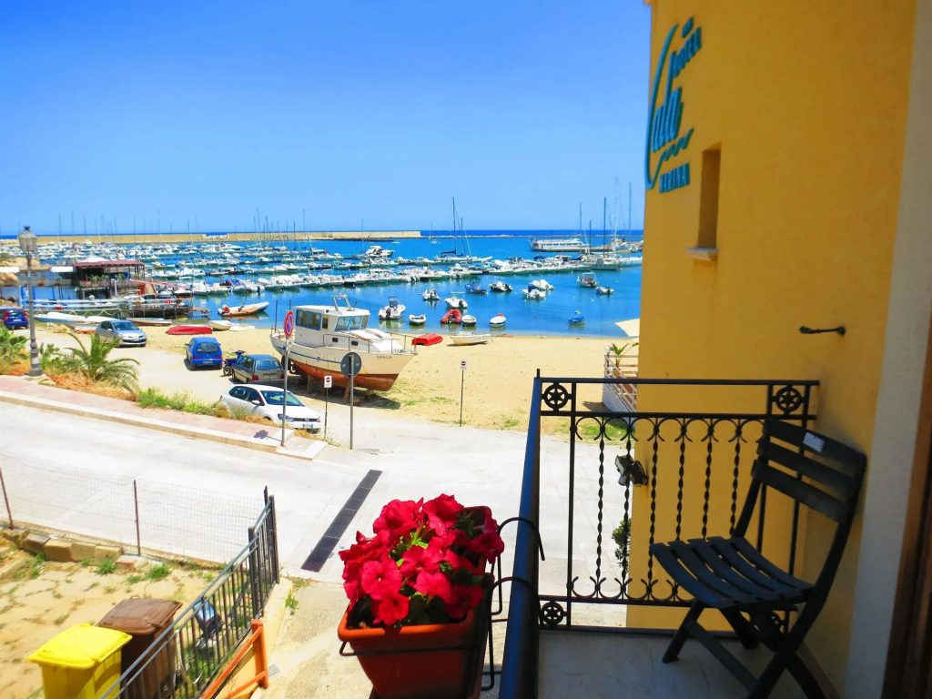 Hotel Cala Marina