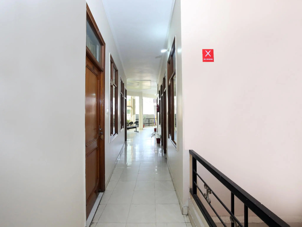 OYO 5853 Hotel Shingar Regency