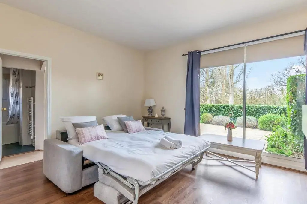 Nice flat in a beautiful estate 15 min by walk from Deauville - Welkeys