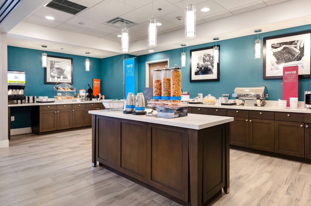 Hampton Inn Acworth