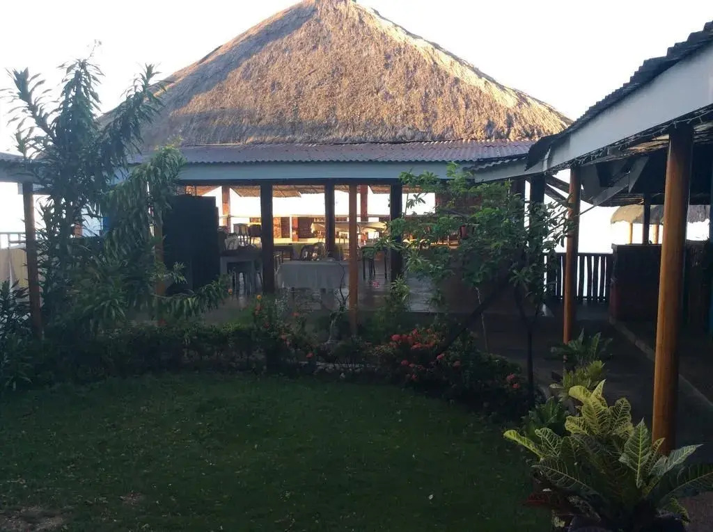 Woodruffs Beach Resort