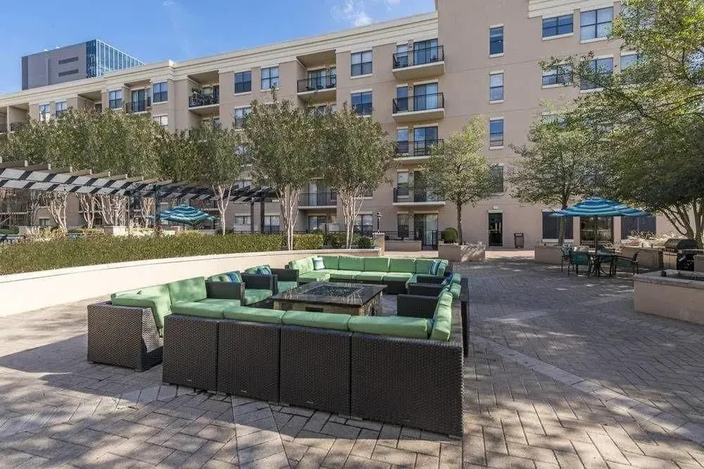 2BR Executive