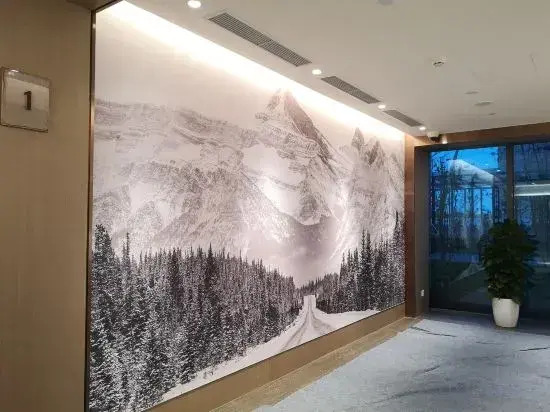 L+Snow Supreme Hotel