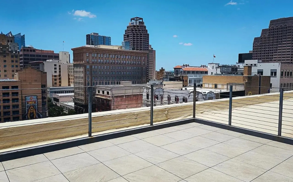 The Maverick, powered by Placemakr - River Walk