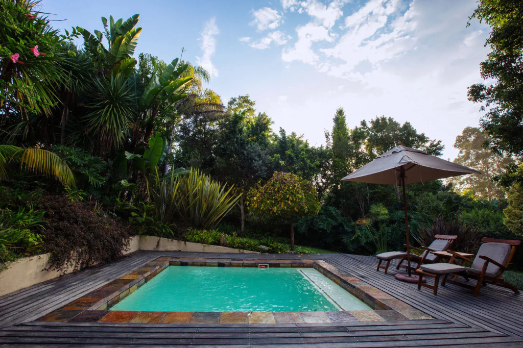 Hunters Country House