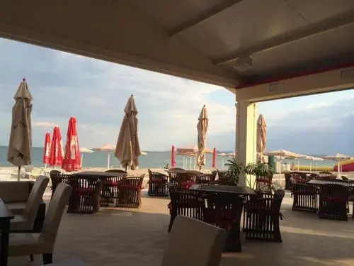 Malibu Park Hotel Odessa