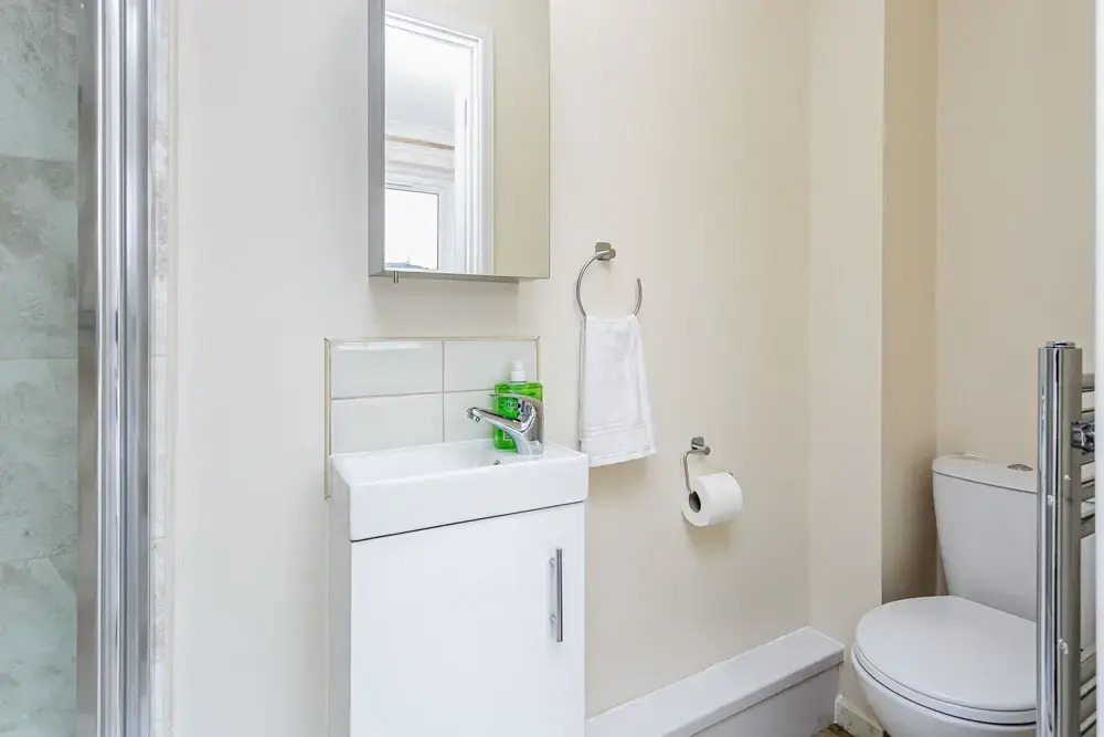 Blackberry - Stylish Self-Contained Flats in Soton City Centre