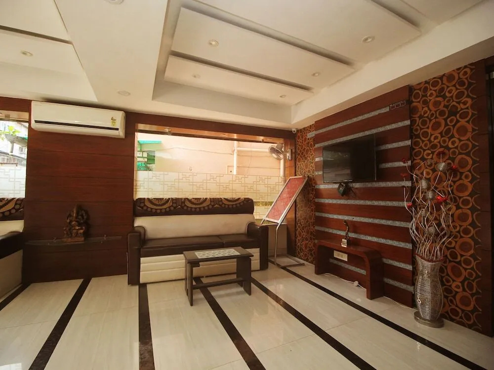 Hotel Saayein Residency