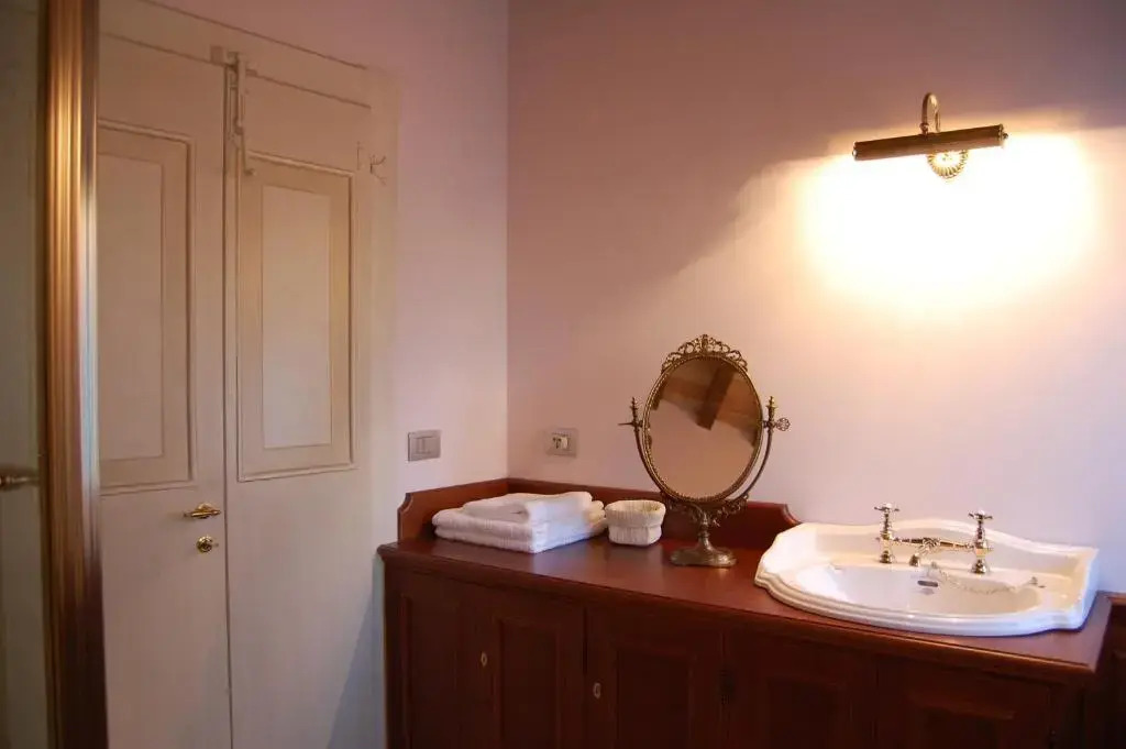 La Corte