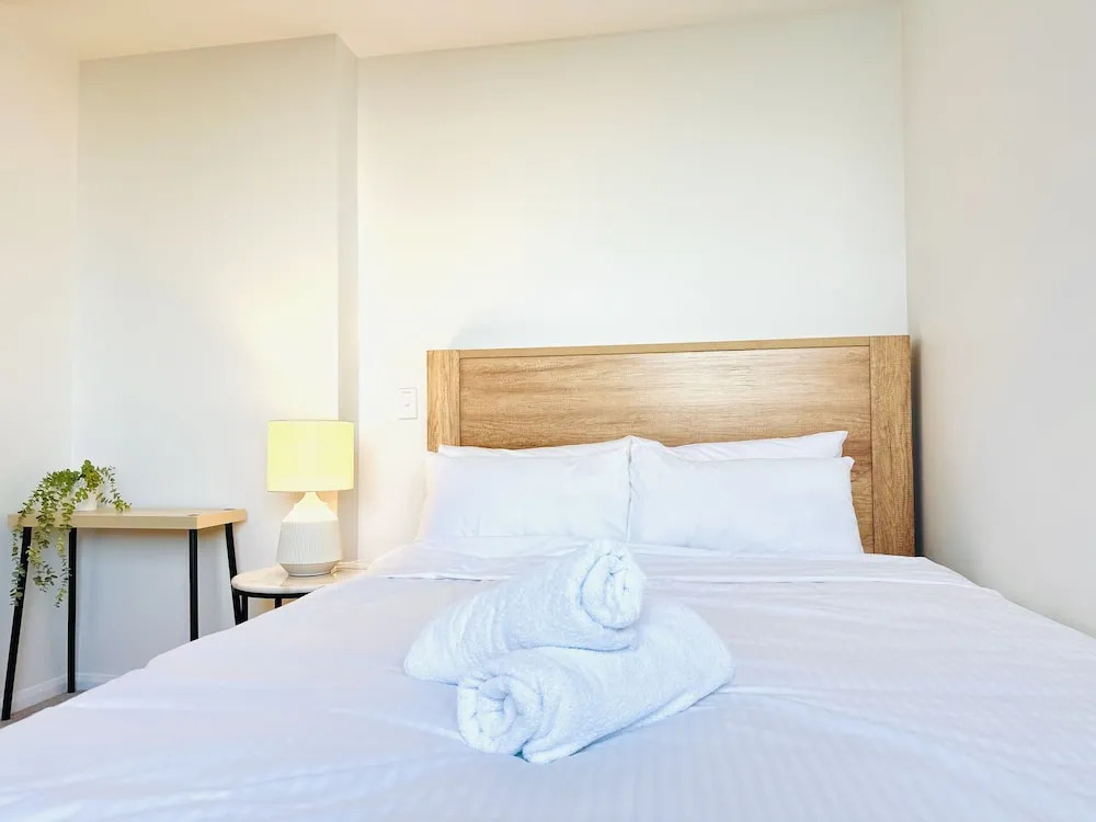 Peninsula Apartments Hosted by Gold Coast Holiday Stays