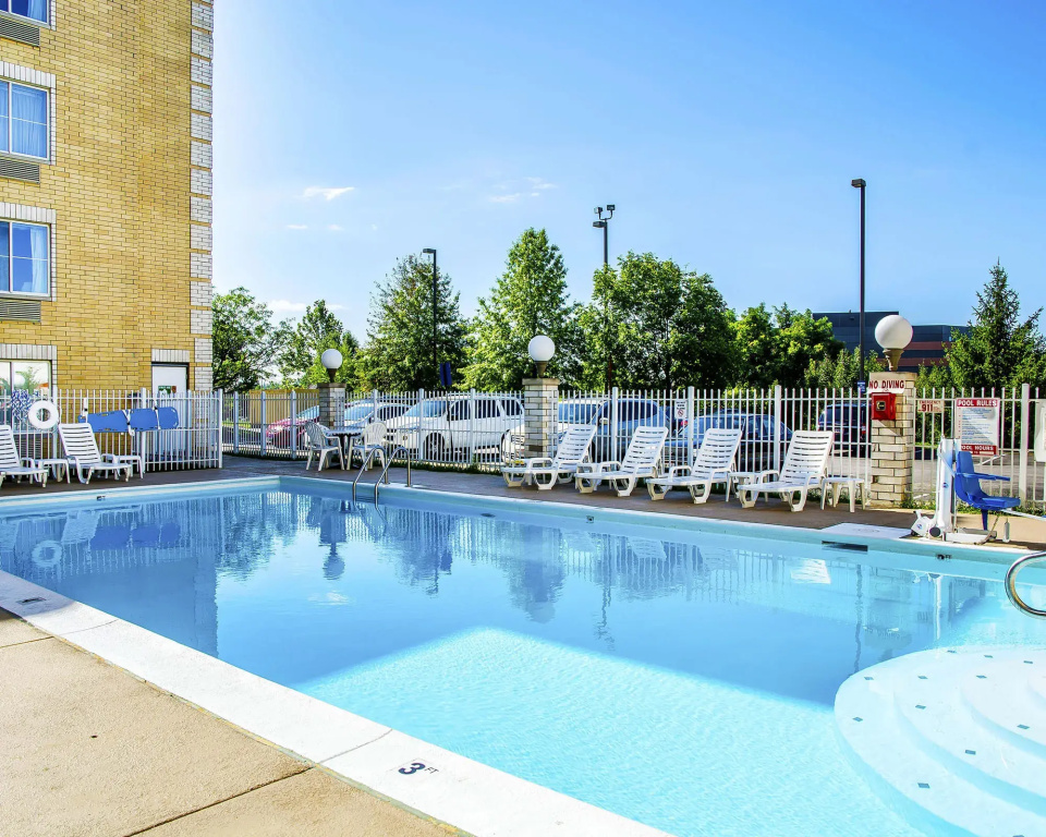 Quality Inn & Suites CVG Airport