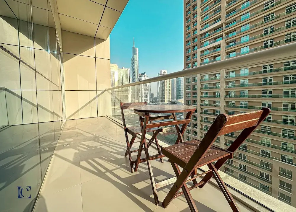Brand New 1BR Apartment West Avenue Marina - CLN