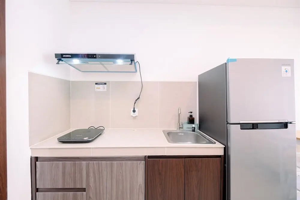Comfy and Modern Look 2BR at Vasaka Solterra Apartment By Travelio