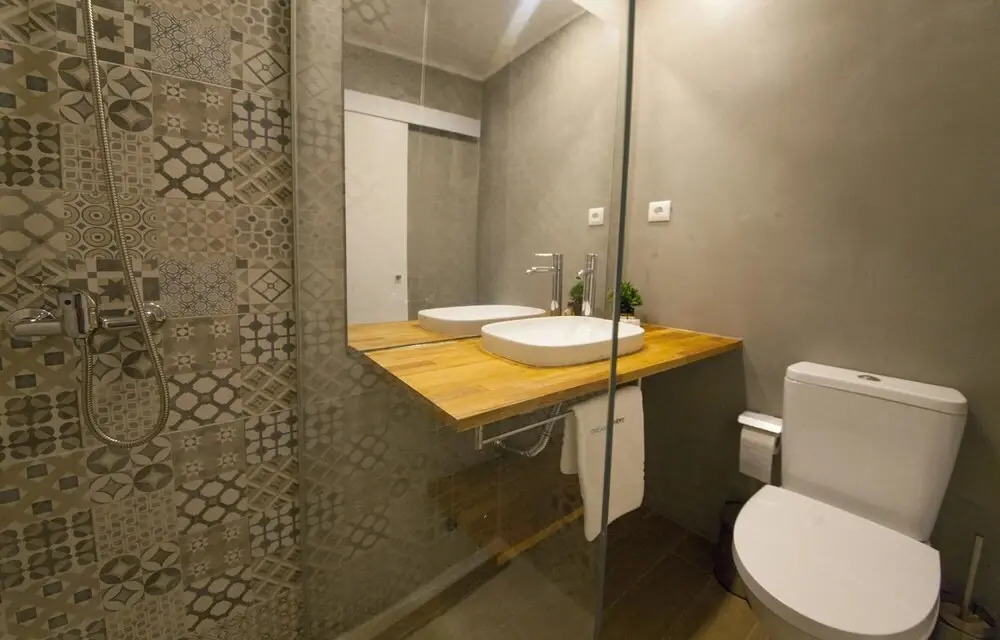 Tamar Apartments