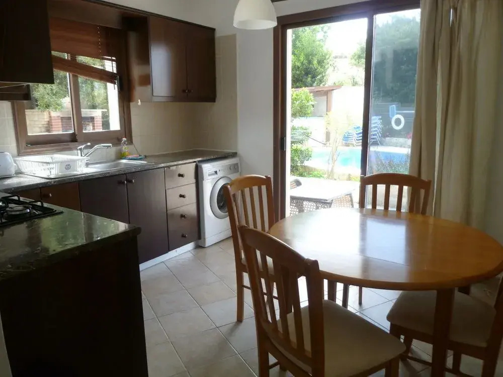 Avra Family Maisonettes