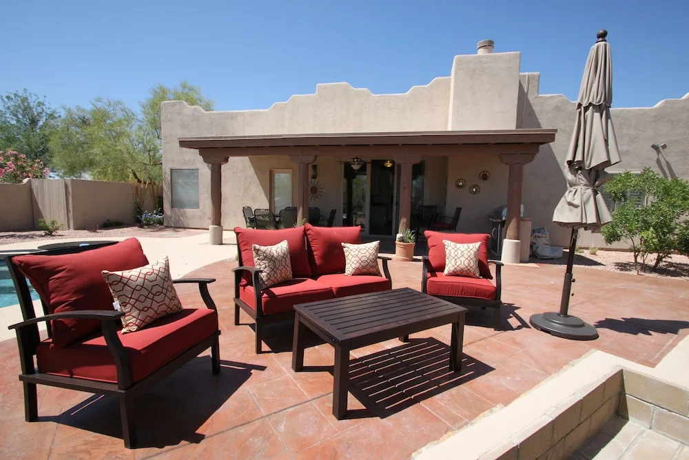 Casa Saguaro 4 Bedroom Home by RedAwning
