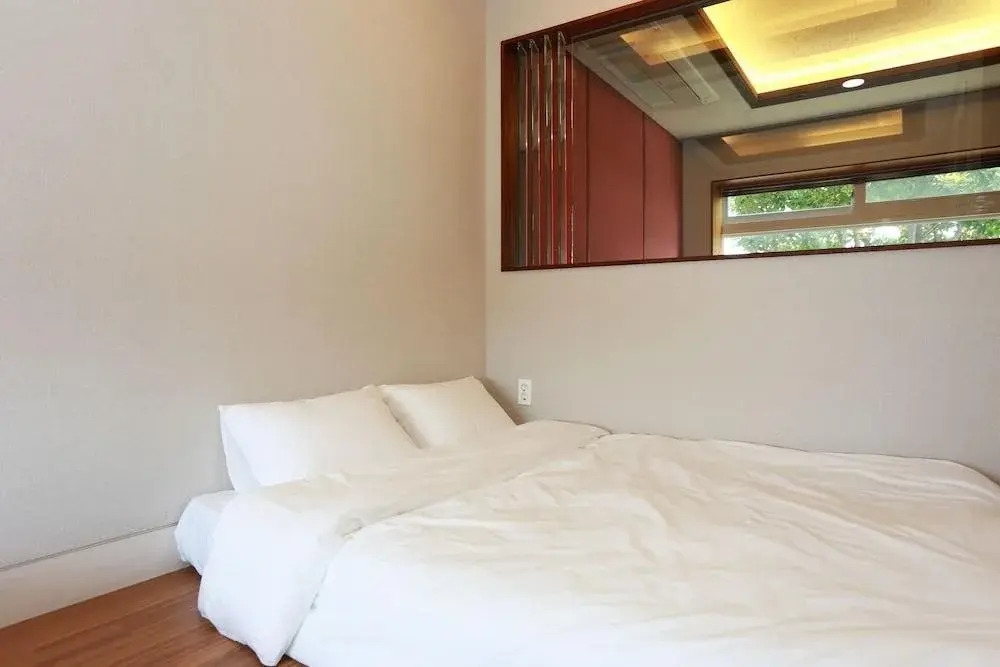 Soofeel House