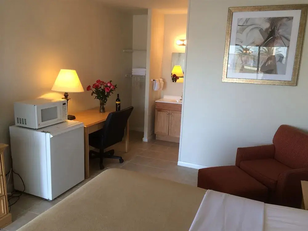 Lakeview Motel