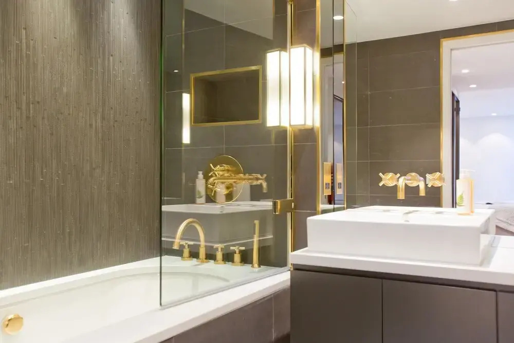 Luxury Royalty Mews