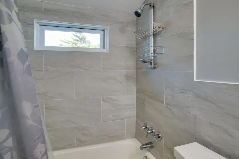 Romantic Cape Cod Beach Retreat 1 Mi to the Ocean