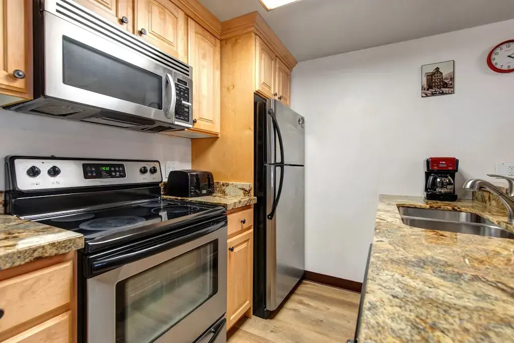 Edelweiss Haus 113 2 Bedroom Condo by RedAwning