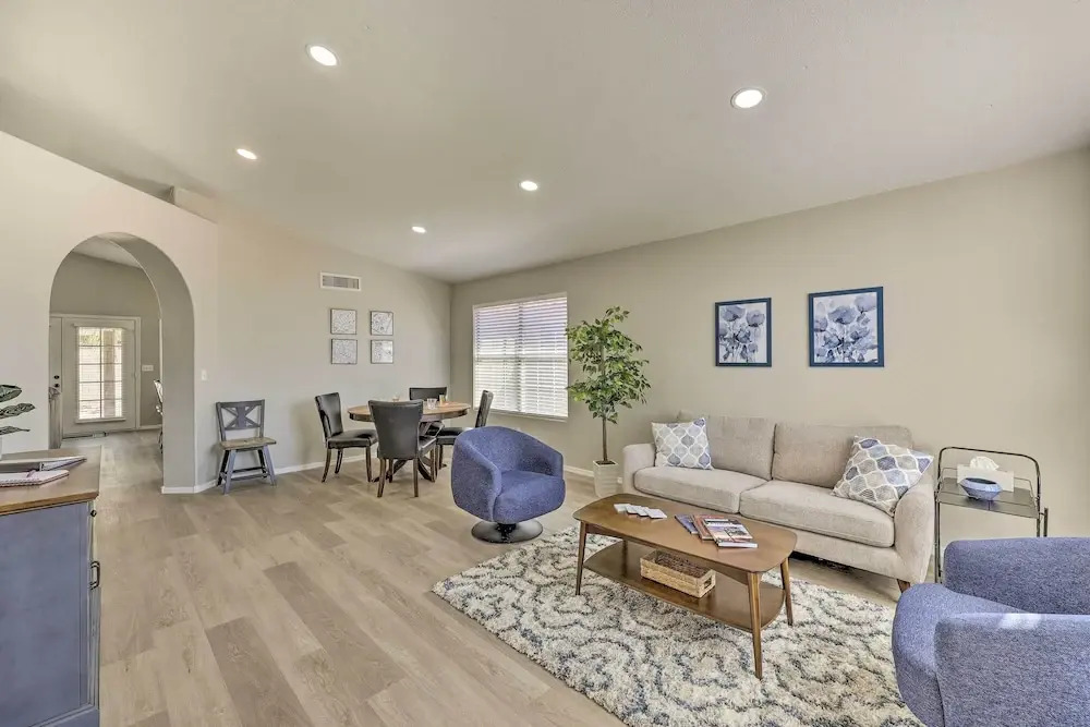 Private Pool & Fenced Yard: Phoenix Home