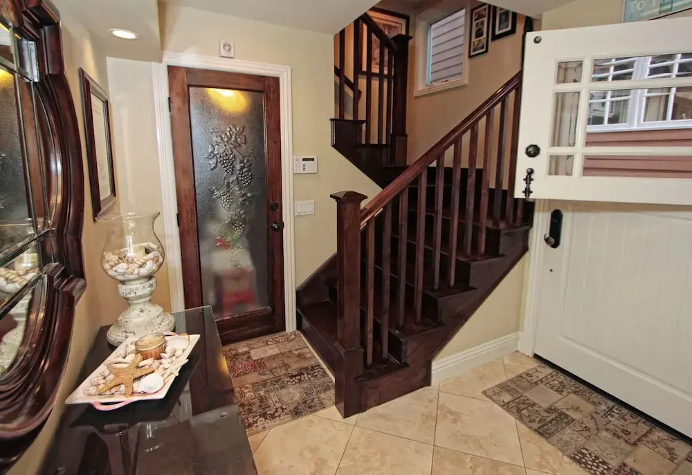 5107 Seashore Russ 4 Bedroom Home