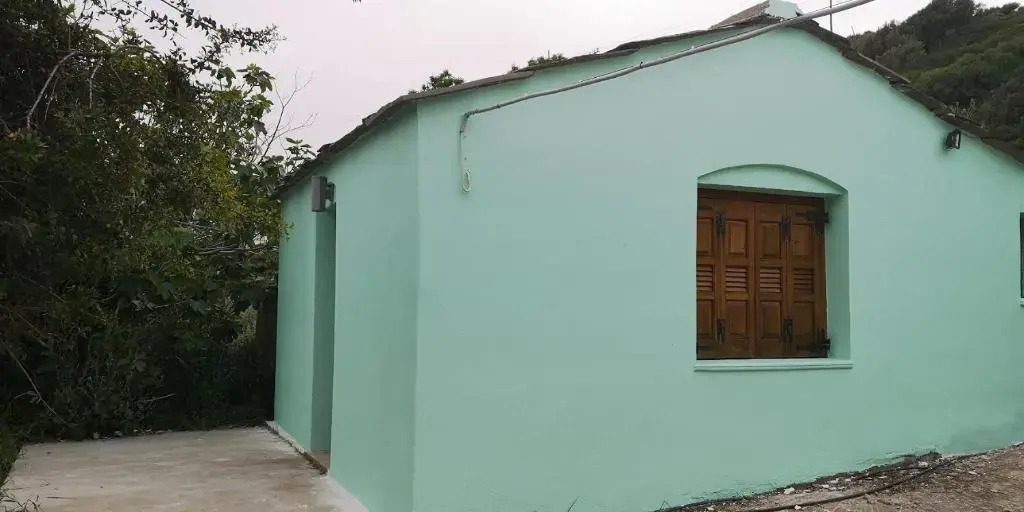Tiny Big House