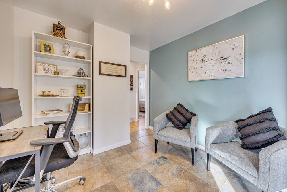 4 Mi to Riverwalk & CSU Pueblo! Home w/ Sunroom