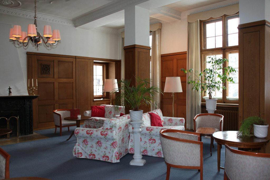 Hotel National by Mountain Hotels