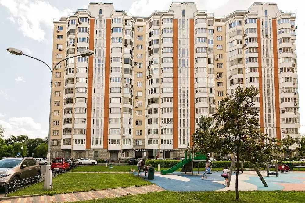 «Апартаменты на Озерной»