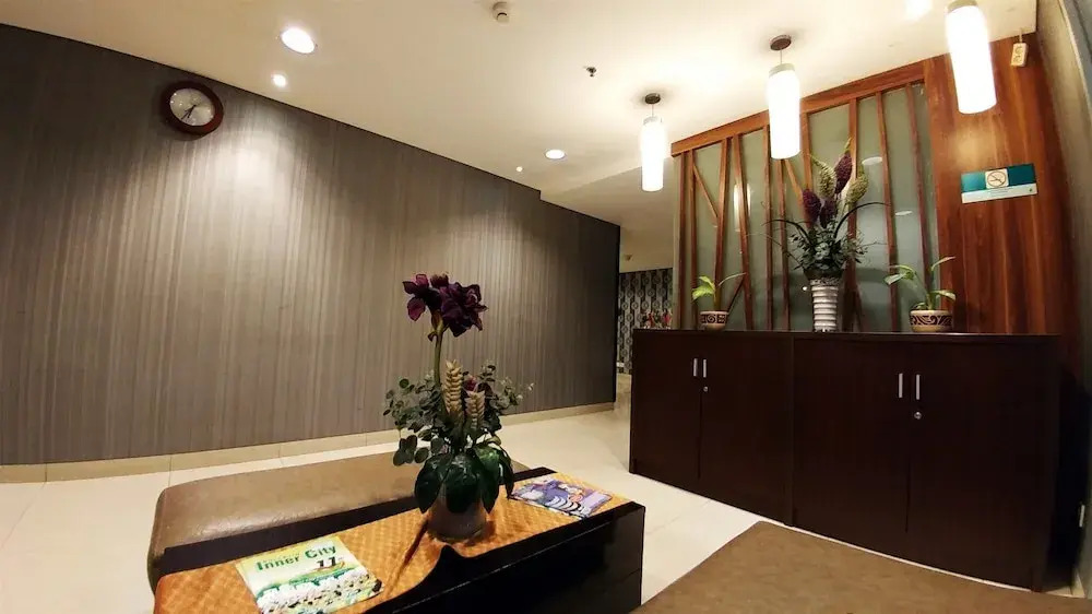 Pool View Cosmo Terrace Apartment at Thamrin City