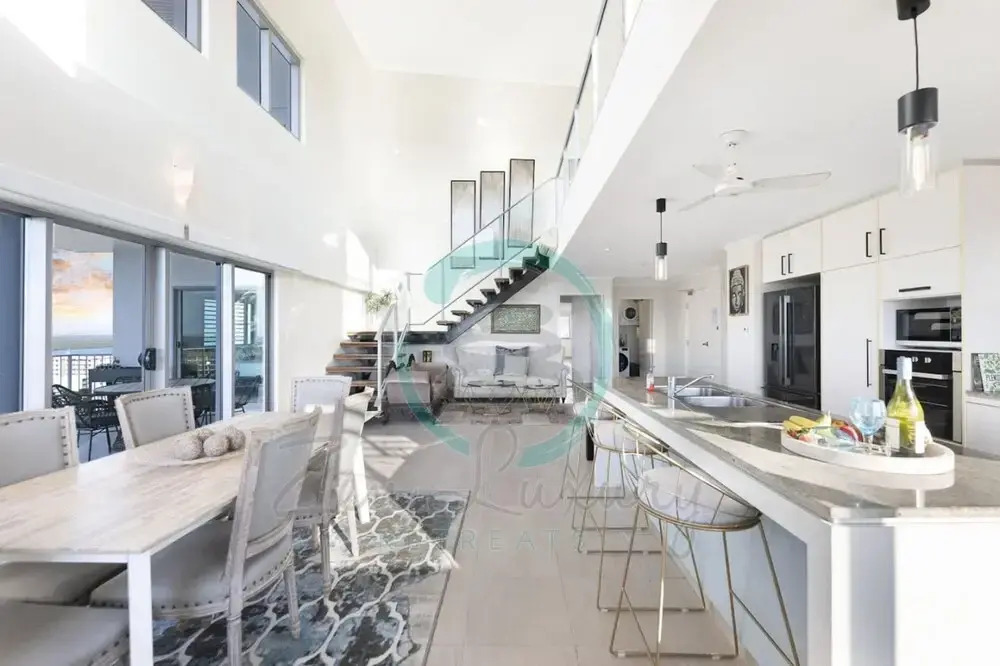 Pinnacle Penthouse Ambience Views Pool Gym