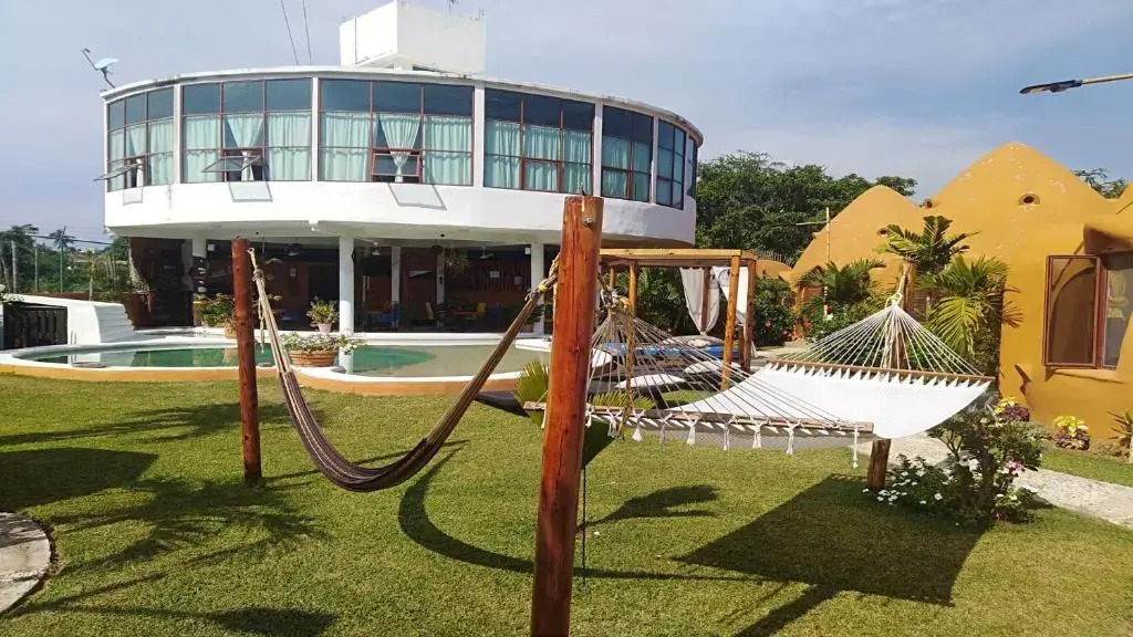 Wayahnb'al eco hostal - Hostel